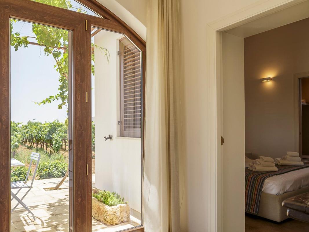 Tenutayala - Residenza Agrituristica Парабита Екстериор снимка
