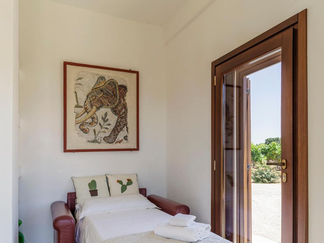 Tenutayala - Residenza Agrituristica Парабита Екстериор снимка