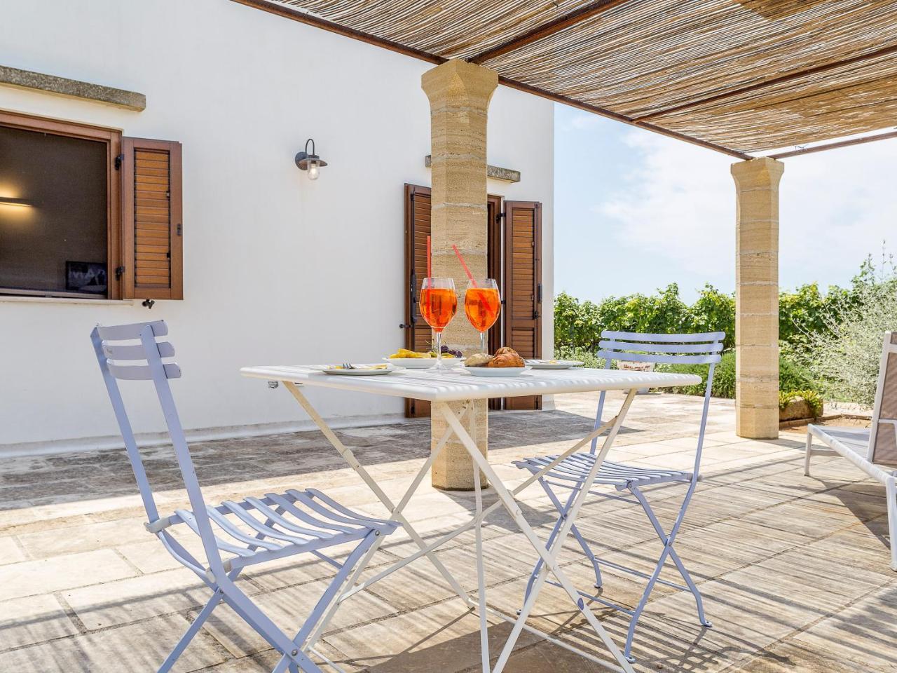 Tenutayala - Residenza Agrituristica Парабита Екстериор снимка