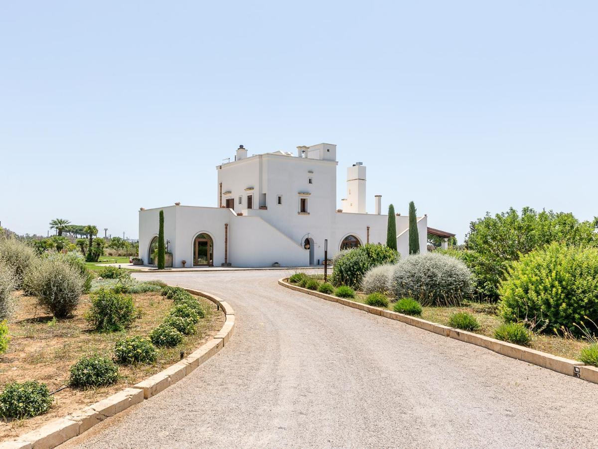 Tenutayala - Residenza Agrituristica Парабита Екстериор снимка